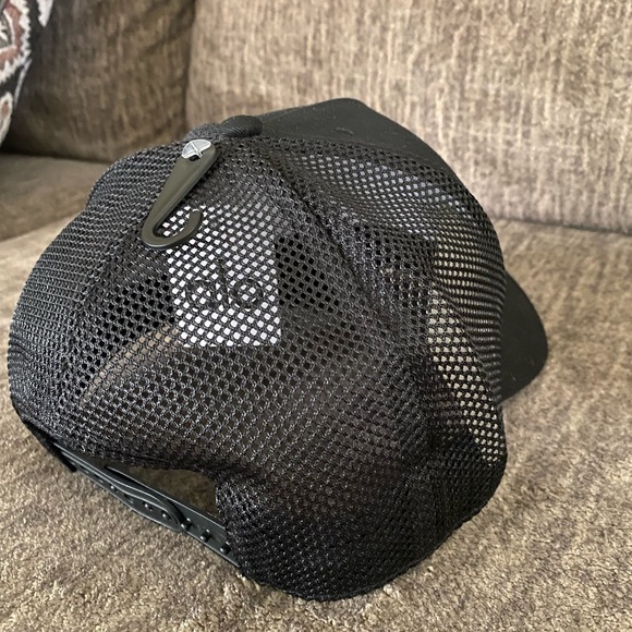 SOLD 12TH RESTOCK ALO Yoga Men’s “District Trucker” Hat (One Size) *BESTSELLER* - Picture 7 of 8